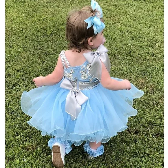 NEW Beautiful Sparkling Bling Rhinestone Blue Cinderella Baby Flower Gir… - Picture 2 of 5